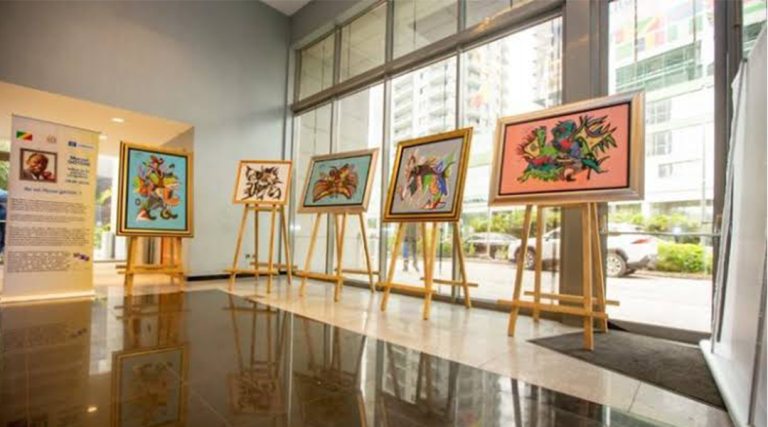 L&rsquo;ÉCOLE DE PEINTURE DE POTO-POTO FÊTE 75 ANS AU SERVICE DE L&rsquo;ART CONGOLAIS